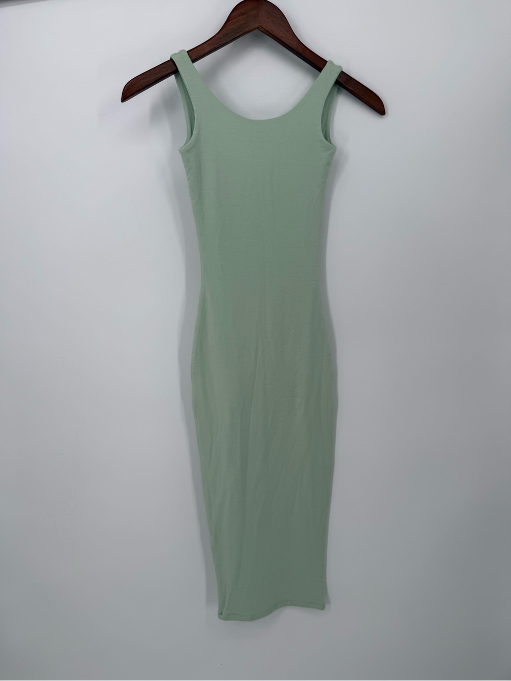 NWT Oh Polly Sage Green Bodycon Midi Dress Size XS Sleeveless Stretch Minimalist - Picture 2 of 3